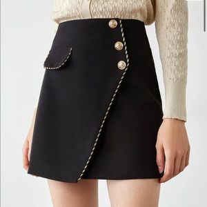JING Asymmetric mini skirt brand new